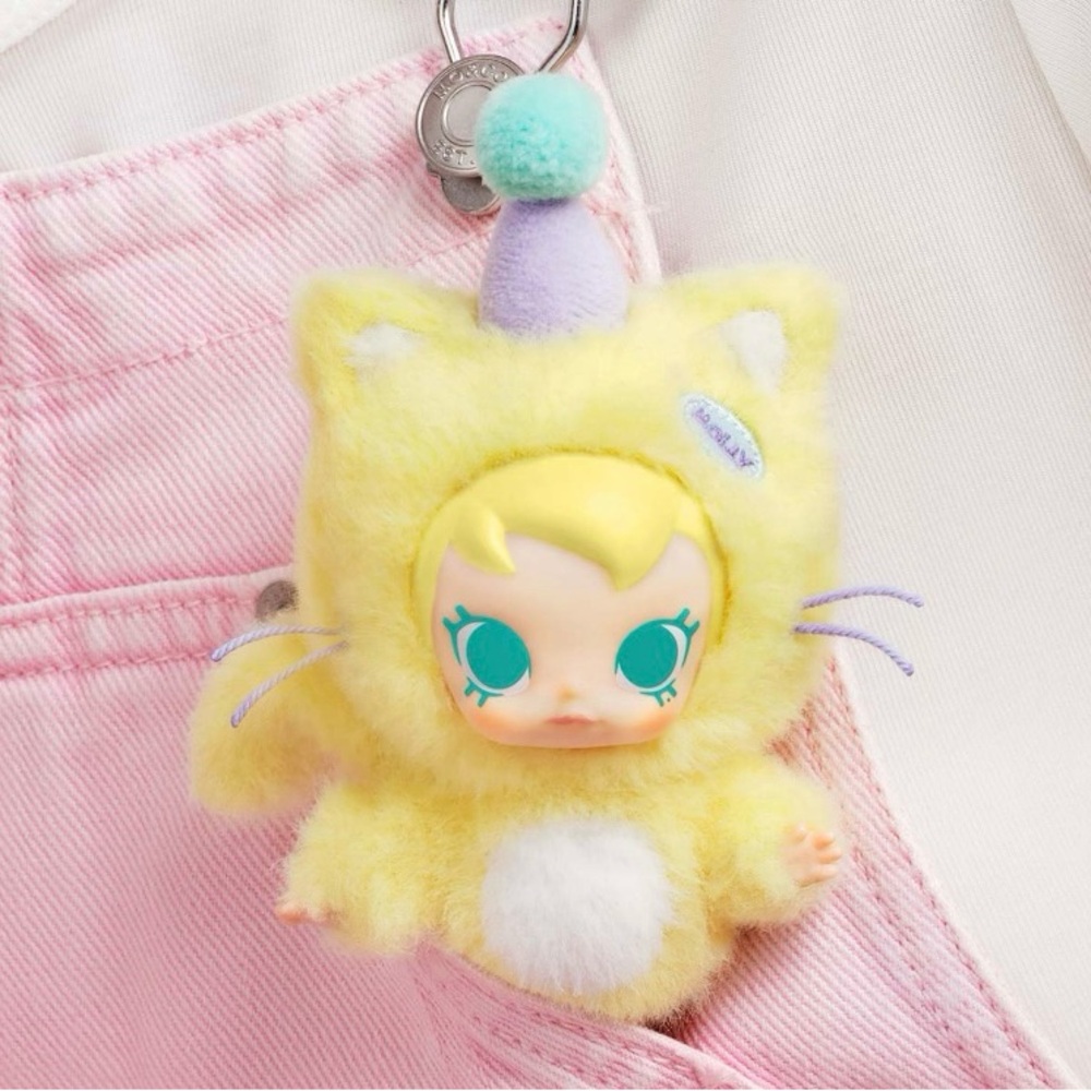 ENJOY THE SUNSHINE - Pop Mart, Baby Molly Pocket Friends Vinyl Plush Pendant